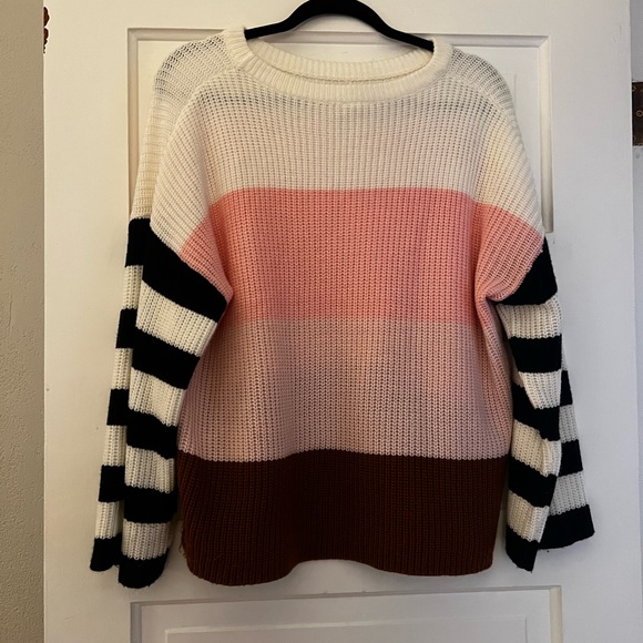 WishList oversized sweater size medium/large - Picture 1 of 4